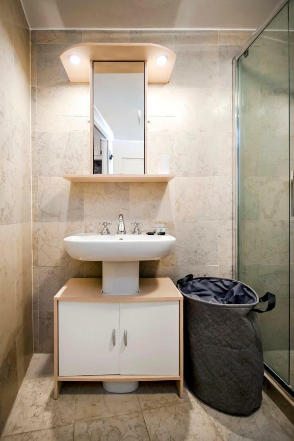 Apartment Studio Oscar IV With Terrace And Sea View Rovinj