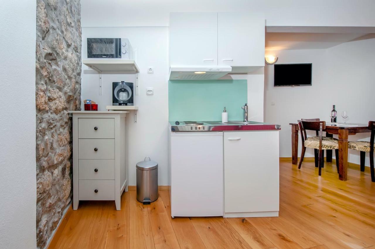 Studio Oscar IV With Terrace And Sea View Apartment Rovinj